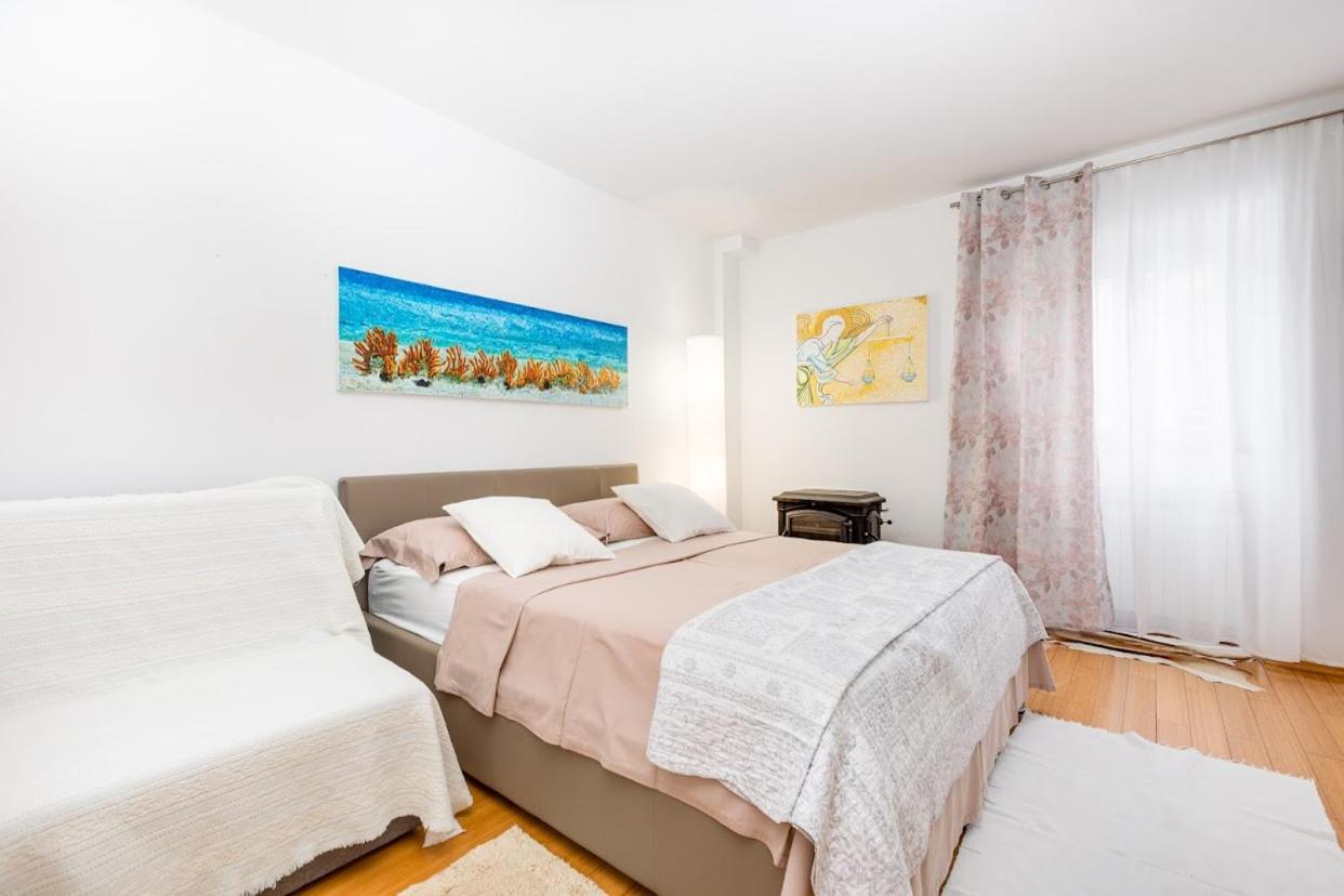 Apartment Anton Punat Exterior photo